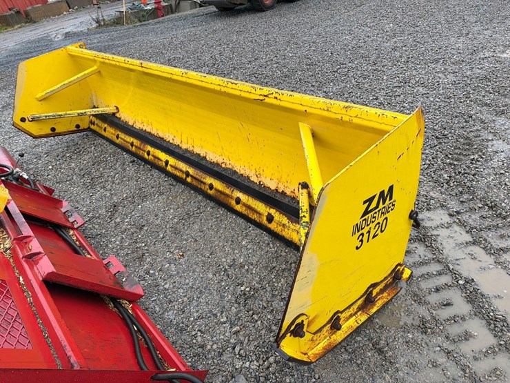 2016-zm-snow-pusher-snow-equipment-sn:7997-image-1