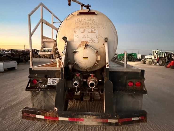 2012-jack-county-tank-130bbl-image-6