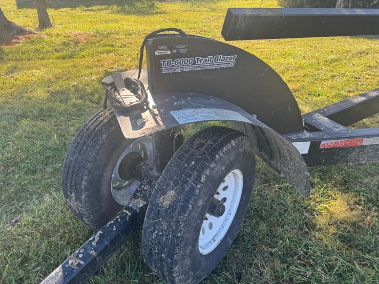 j-&-m-6000h-trailblazer-header-cart,-extendable-tongue,-image-3