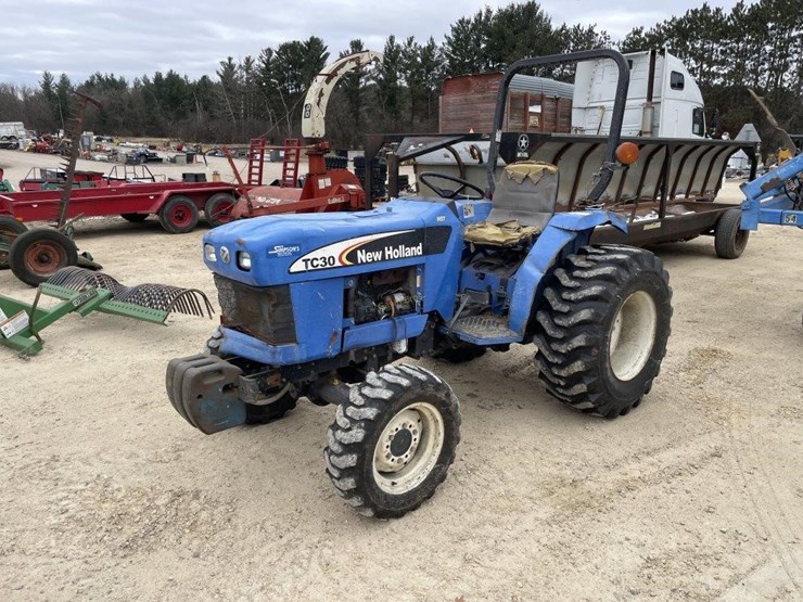 new-holland-tc30-image-2