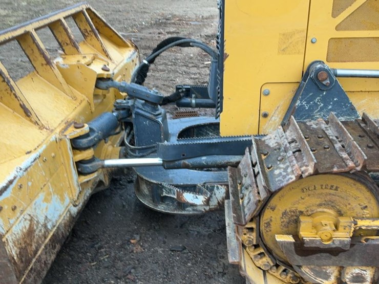 2016-deere-550k-xlt-image-15