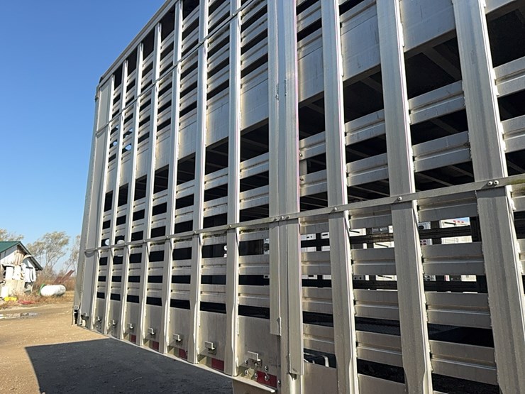 2002-eby-livestock-image-26