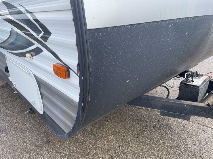 #1404-•-2015-salem-cruise-lite-camper-(no-title)-(of)-image-13