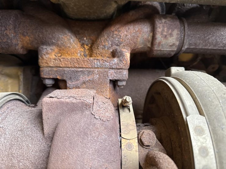 2001-caterpillar-c12-image-24