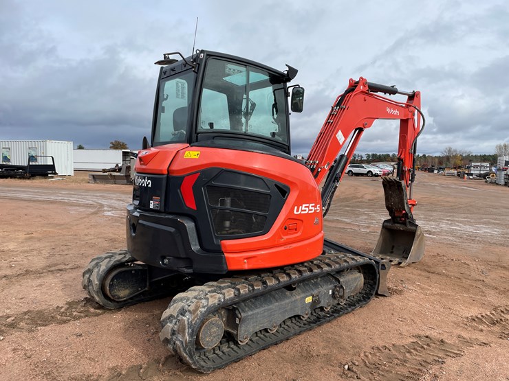 2021-kubota-u55-5-image-5