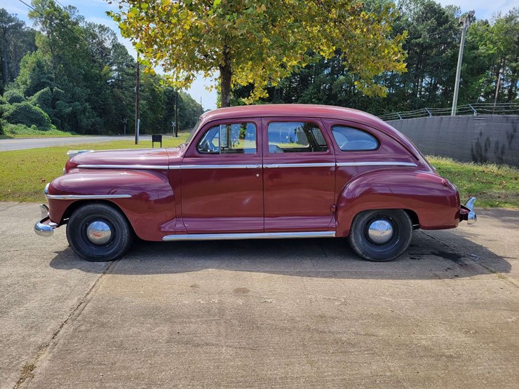 1948-plymouth-special-deluxe-image-8