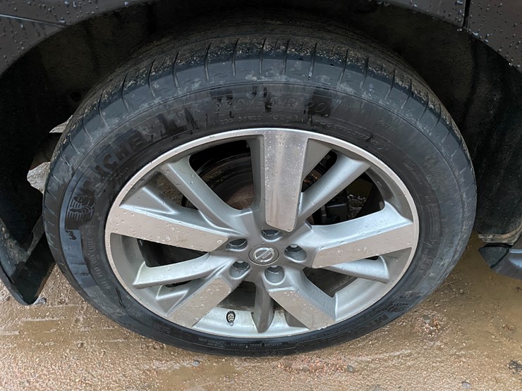 2014-nissan-pathfinder-image-19