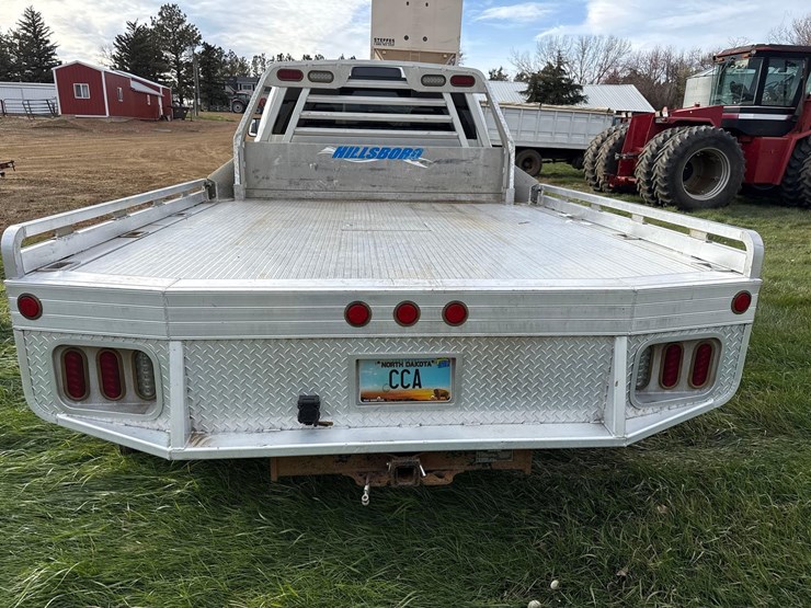 2015-dodge-3500hd-image-6