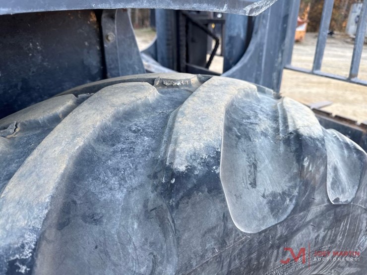 2019-case-586h-image-12