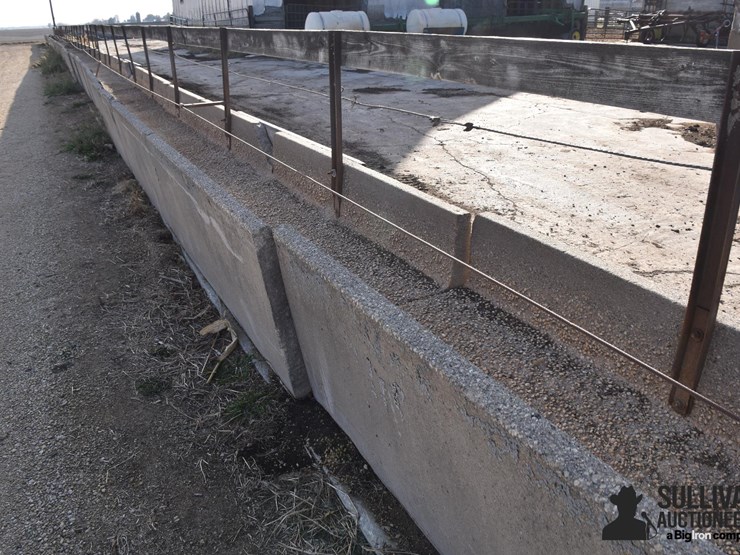 concrete-feed-bunks-image-5