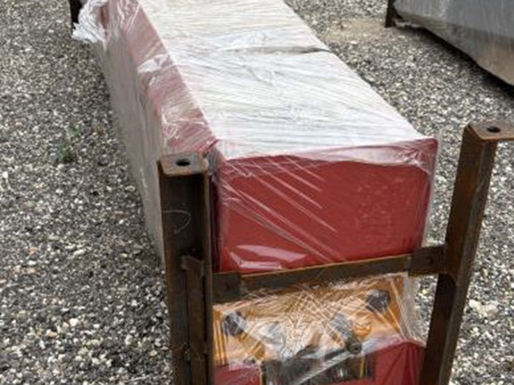 #109-•-irtpl-two-post-lift-red-image-5