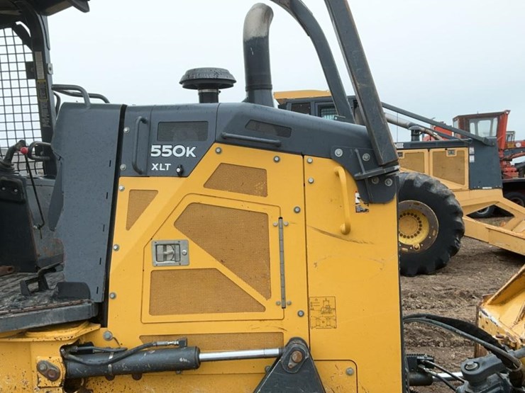 2016-deere-550k-xlt-image-26