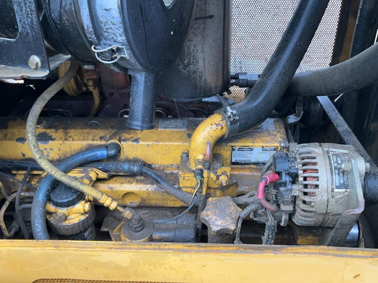 2006-deere-750j-lgp-image-12