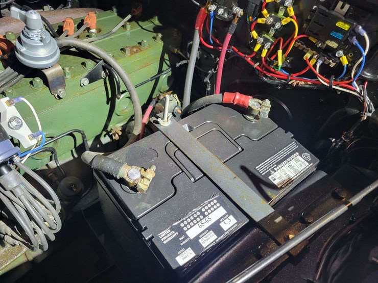 1948-packard-sedan-image-75