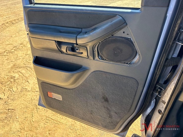 1996-ford-e350-image-29