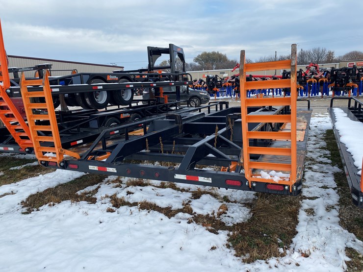 #1104-•-2020-rbraun-crawler-hauler-trailer-(st.-nazianz,-wi)-image-12