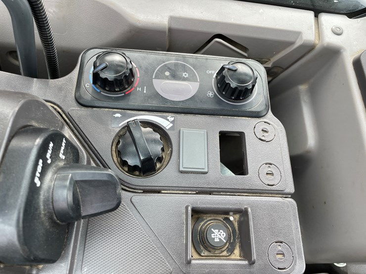 2021-kubota-u55-5-image-41