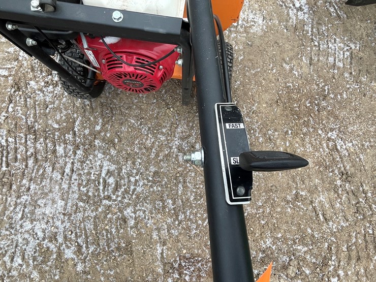 #2713-•-scag-extreme-pro-high-velocity-leaf-blower-(fall-creek,-wi)-image-19