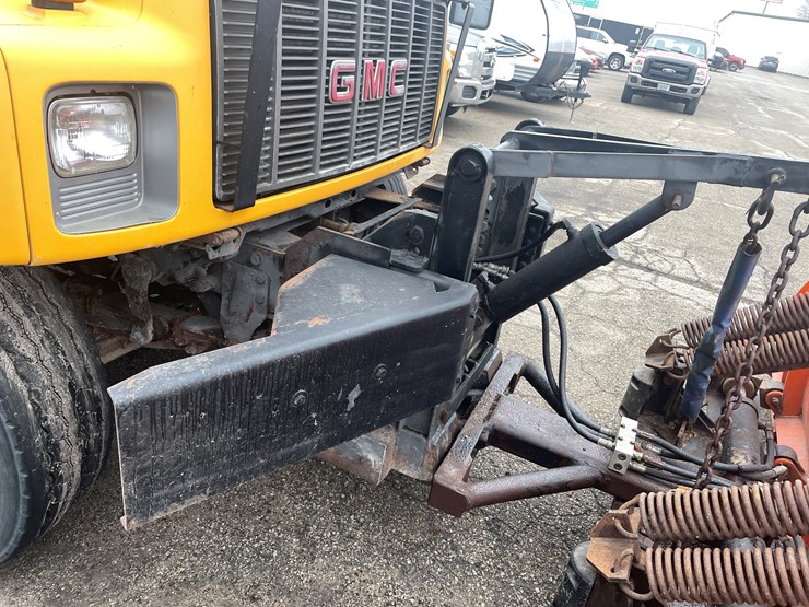 2001-gmc-topkick-image-31