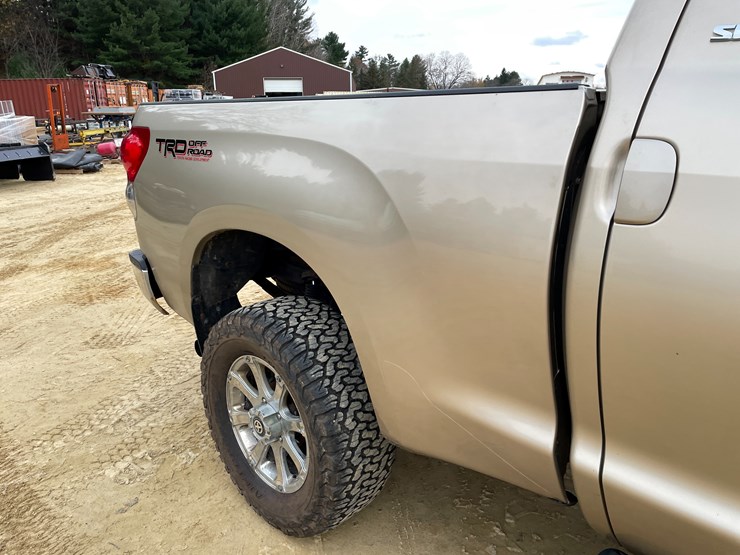 2007-toyota-tundra-sr5-image-32