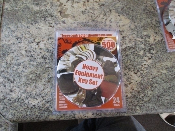 new-unused-heavy-equipment-24-key-set,-image-1