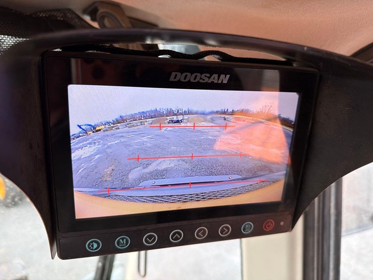 2015-doosan-dl350-5-image-22