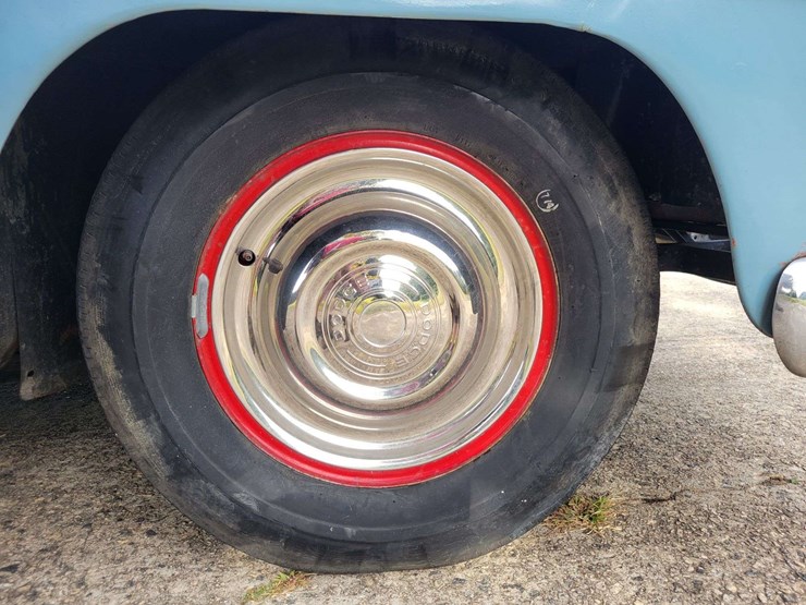 1951-dodge-sedan-image-37