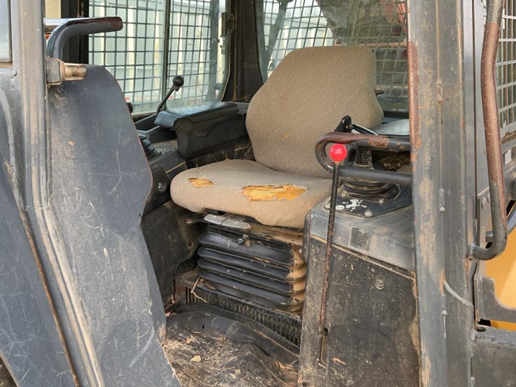 2016-deere-700k-image-14