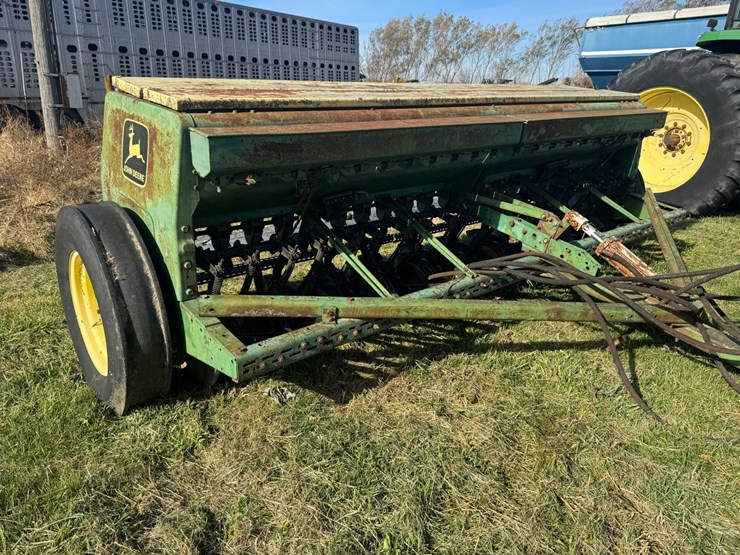 john-deere-8300-image-13