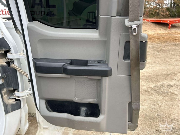 2019-ford-f250-image-19