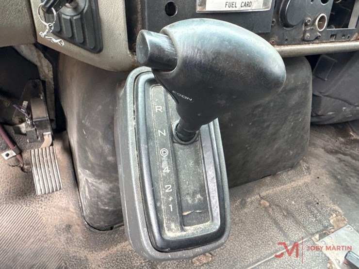 2015-international-4300-image-26