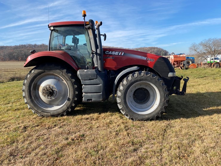 2014-case-ih-340-image-8