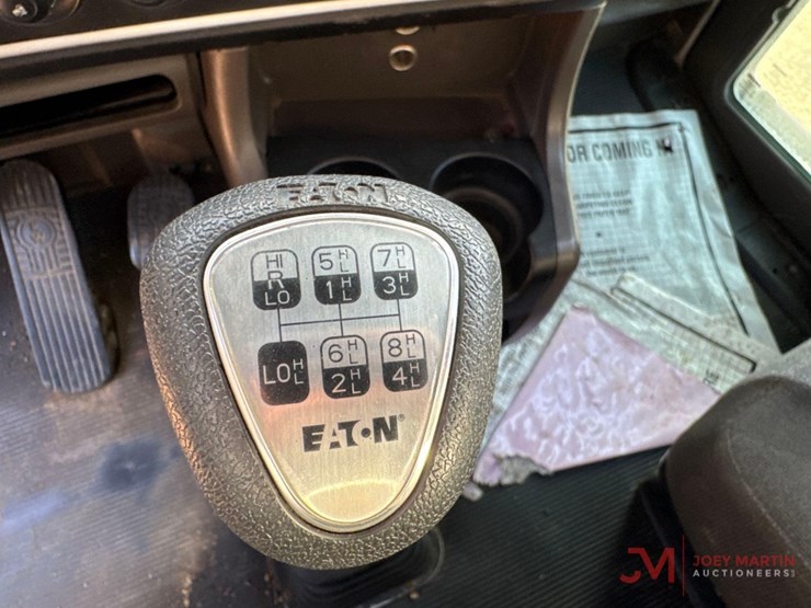 2007-kenworth-w900-image-21