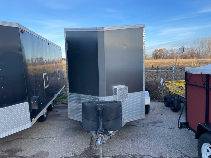 #1399-•-2018-zero-4-outdoors-6'-x-10'-all-aluminum-drop-down-ice-shanty-(of)-image-2