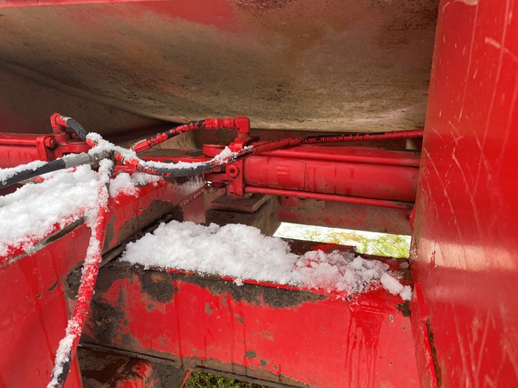 #1062-•-homemade-hose-reel-cart-(st.-nazianz,-wi)-image-26