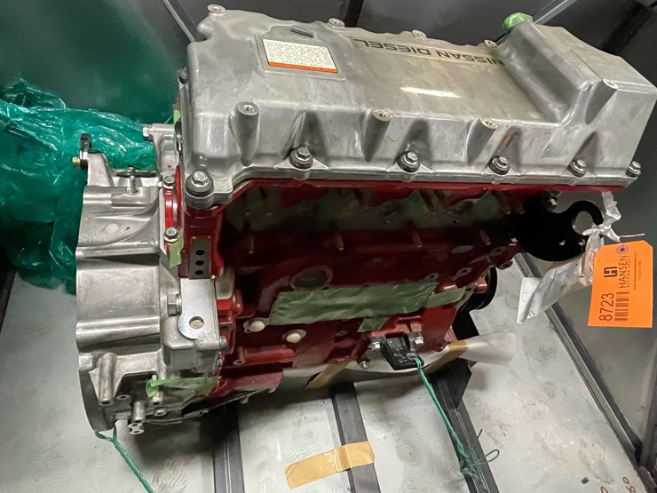 #8723-•-nissan-ud-diesel-crate-motor-(f)-image-2