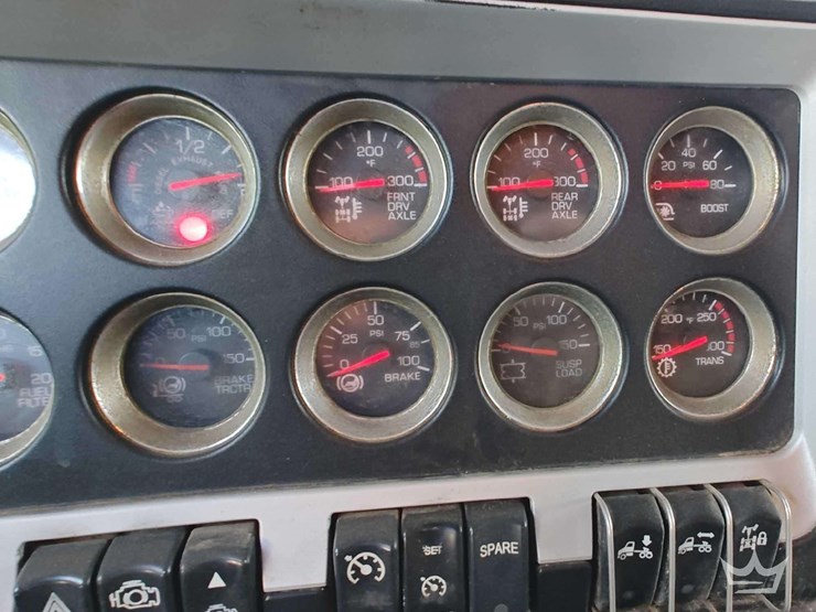 2012-kenworth-t660-image-39