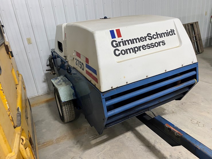 #1304-•-grimmer-schmidt-375d-towable-air-compressor-(st.-nazianz,-wi)-image-3