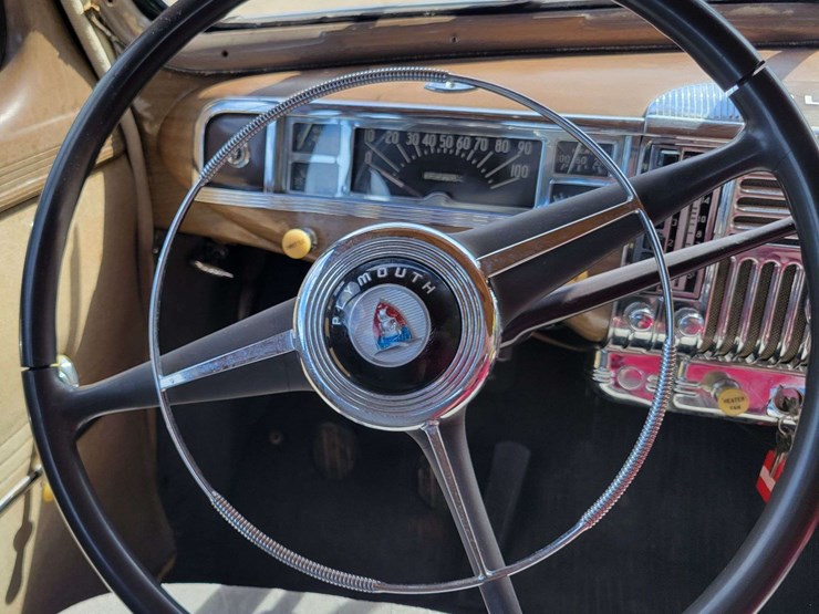 1948-plymouth-special-deluxe-image-80