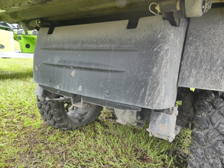 cushman-hauler-1200x-golf-cart-image-8