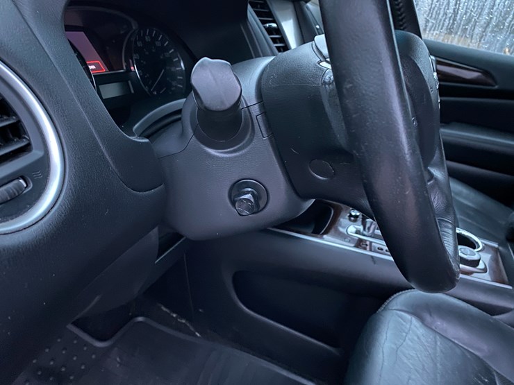 2014-nissan-pathfinder-image-58