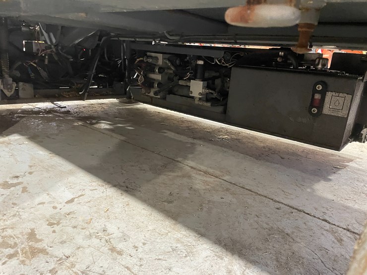 2014-skyjack-sjiii4632-image-18