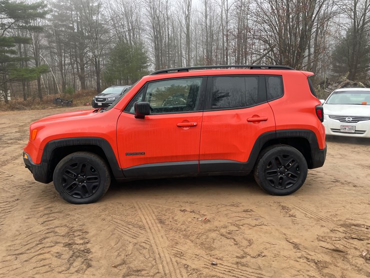 2021-jeep-renegade-image-2