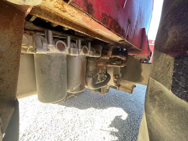 massey-ferguson-2705-image-63