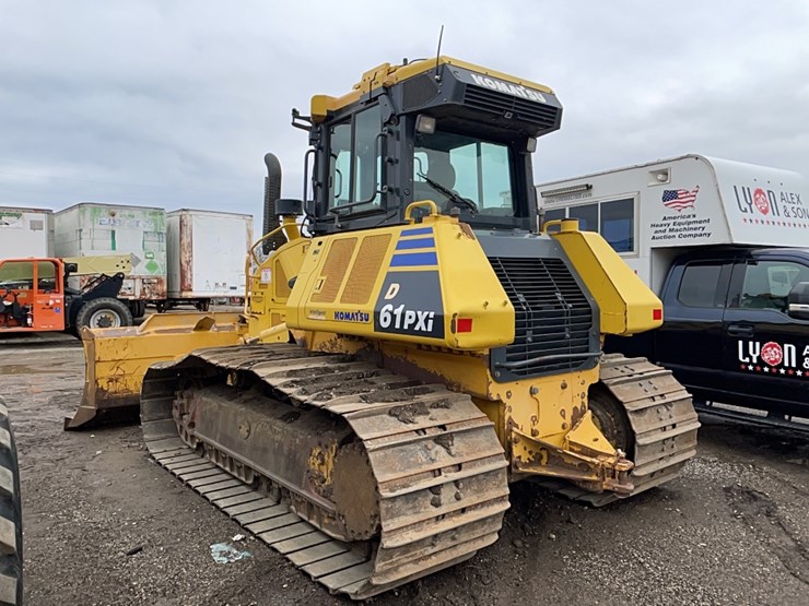 komatsu-d61pxi-24-image-4