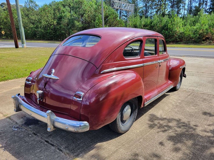 1948-plymouth-special-deluxe-image-5