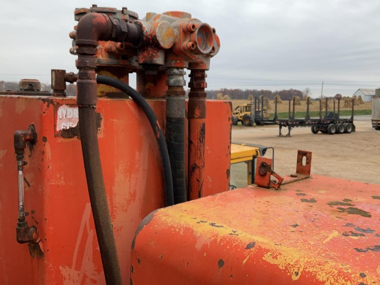 1986-john-deere-6414-image-25