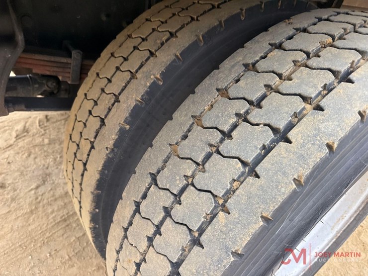 2015-international-4300-image-11