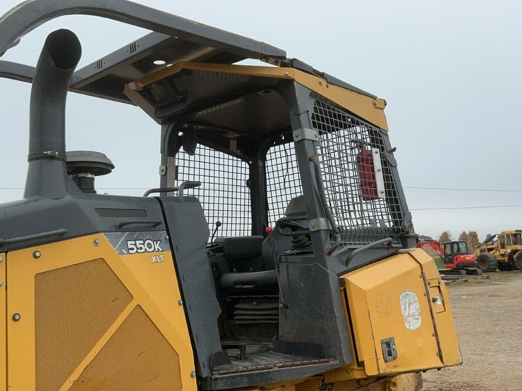 2016-deere-550k-xlt-image-31