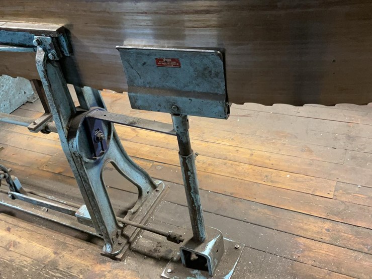 #176-•-armstrong-band-sharpener-image-19